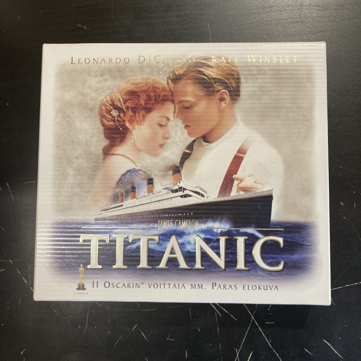 Titanic VHS (VG+/M-) -draama-